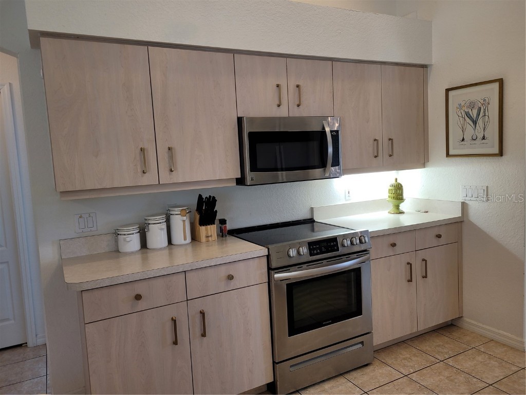 72 Long Meadow Court Rotonda West FL 33947 D6136602 image7