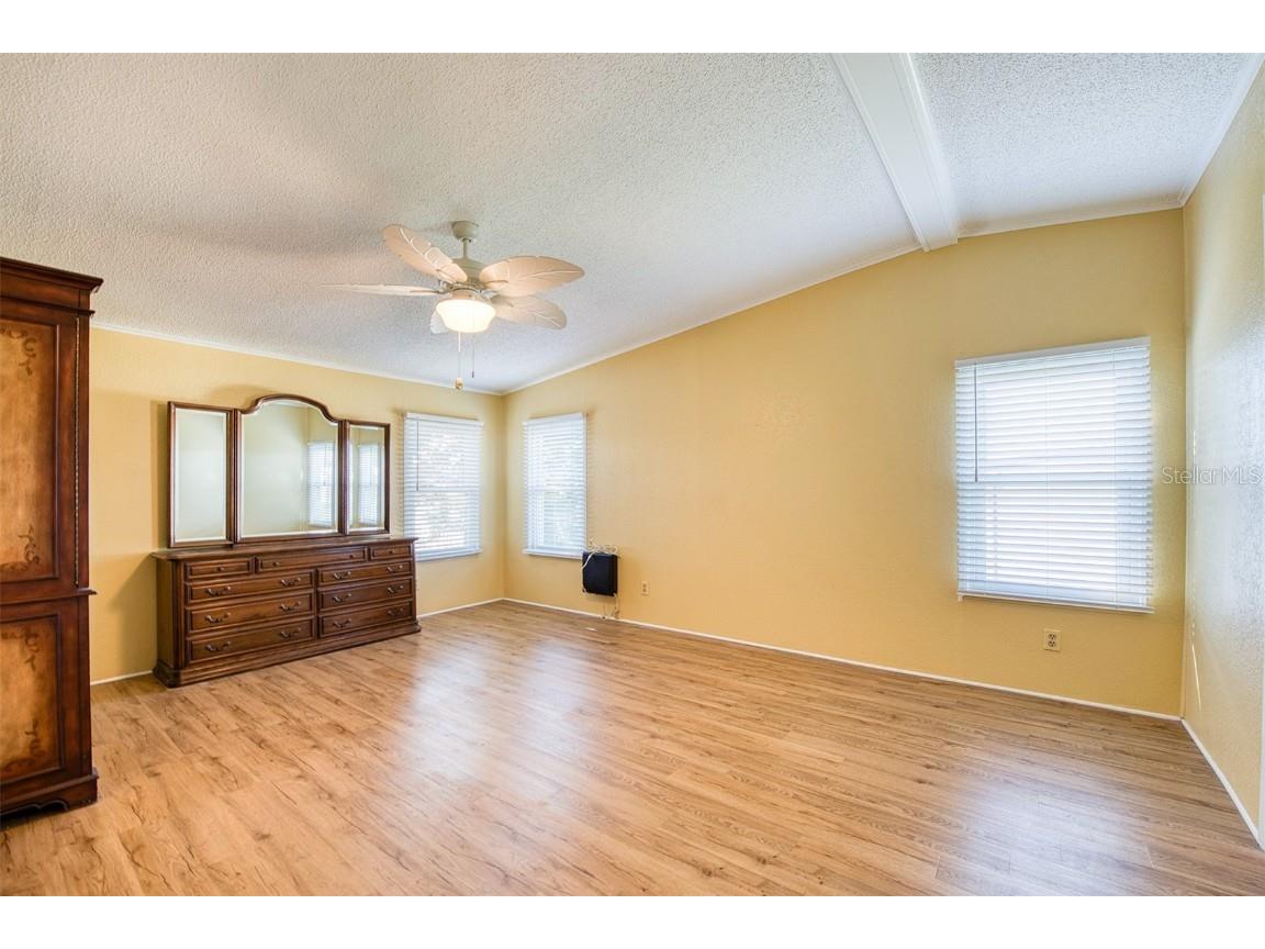 72 Pelican Drive E Oldsmar FL 34677 TB8449023 image20