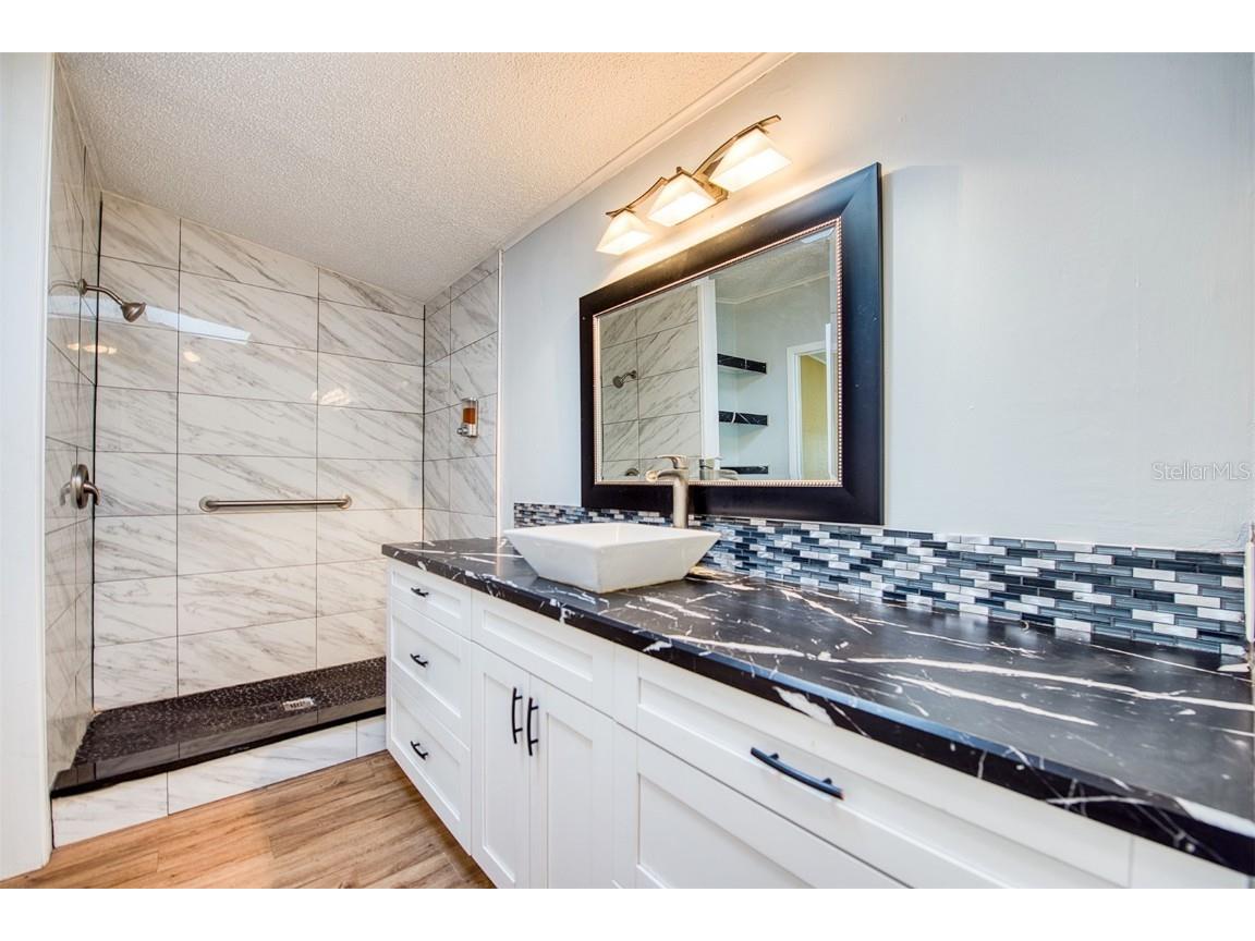 72 Pelican Drive E Oldsmar FL 34677 TB8449023 image24