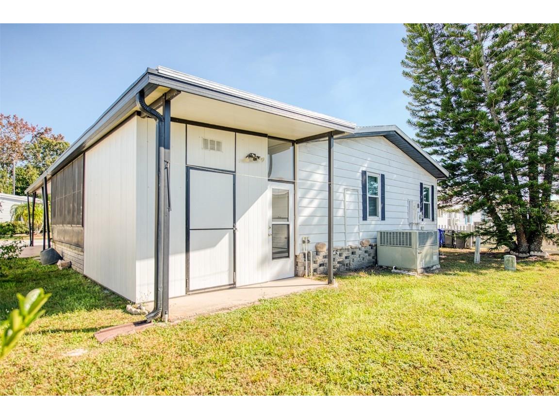 72 Pelican Drive E Oldsmar FL 34677 TB8449023 image36