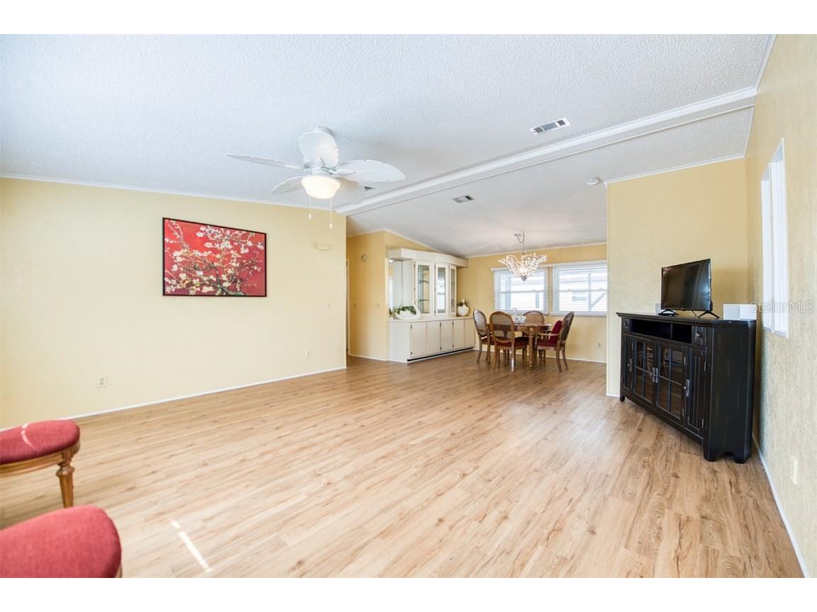 72 Pelican Drive E Oldsmar FL 34677 TB8449023 image4