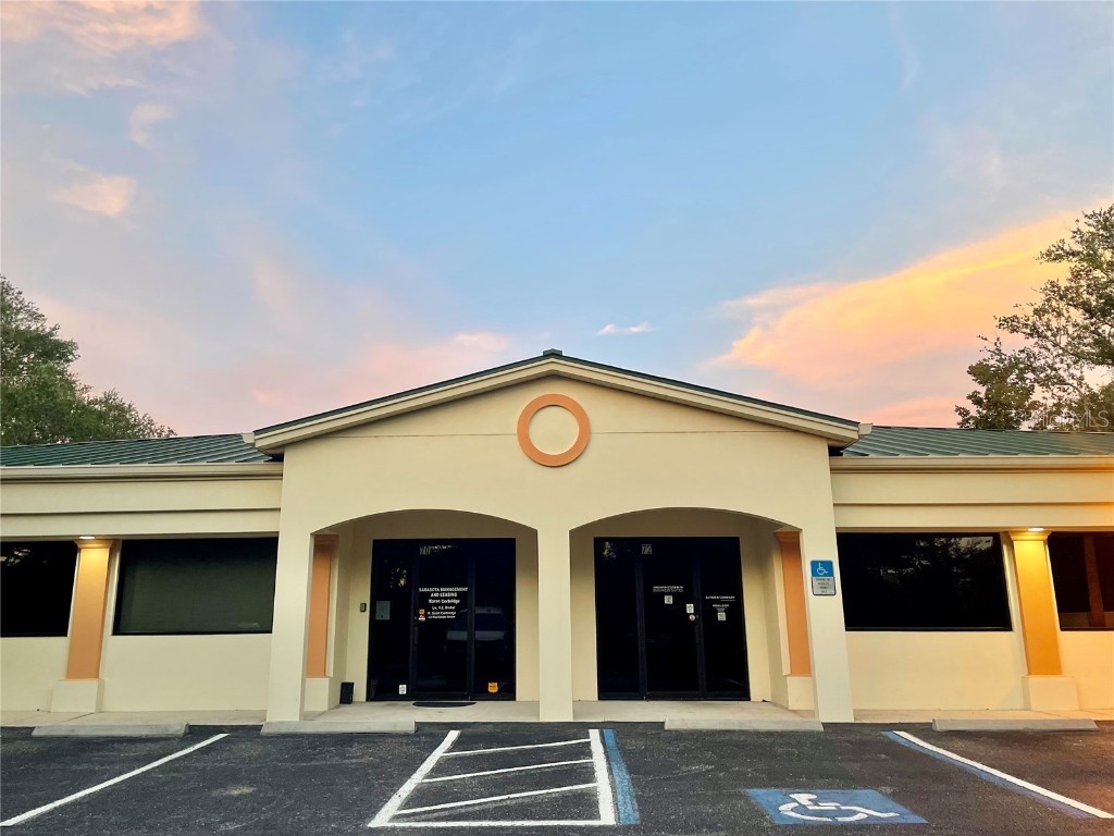 72 Sarasota Center Boulevard #72 Sarasota FL 34240 A4655319 image1
