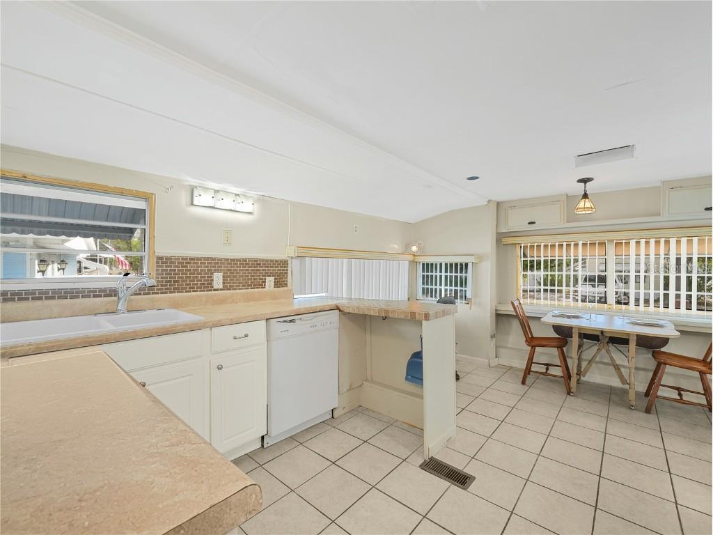 72 Silversides Street Lake Wales FL 33898 - SADDLEBAG LAKE K4903146 image9