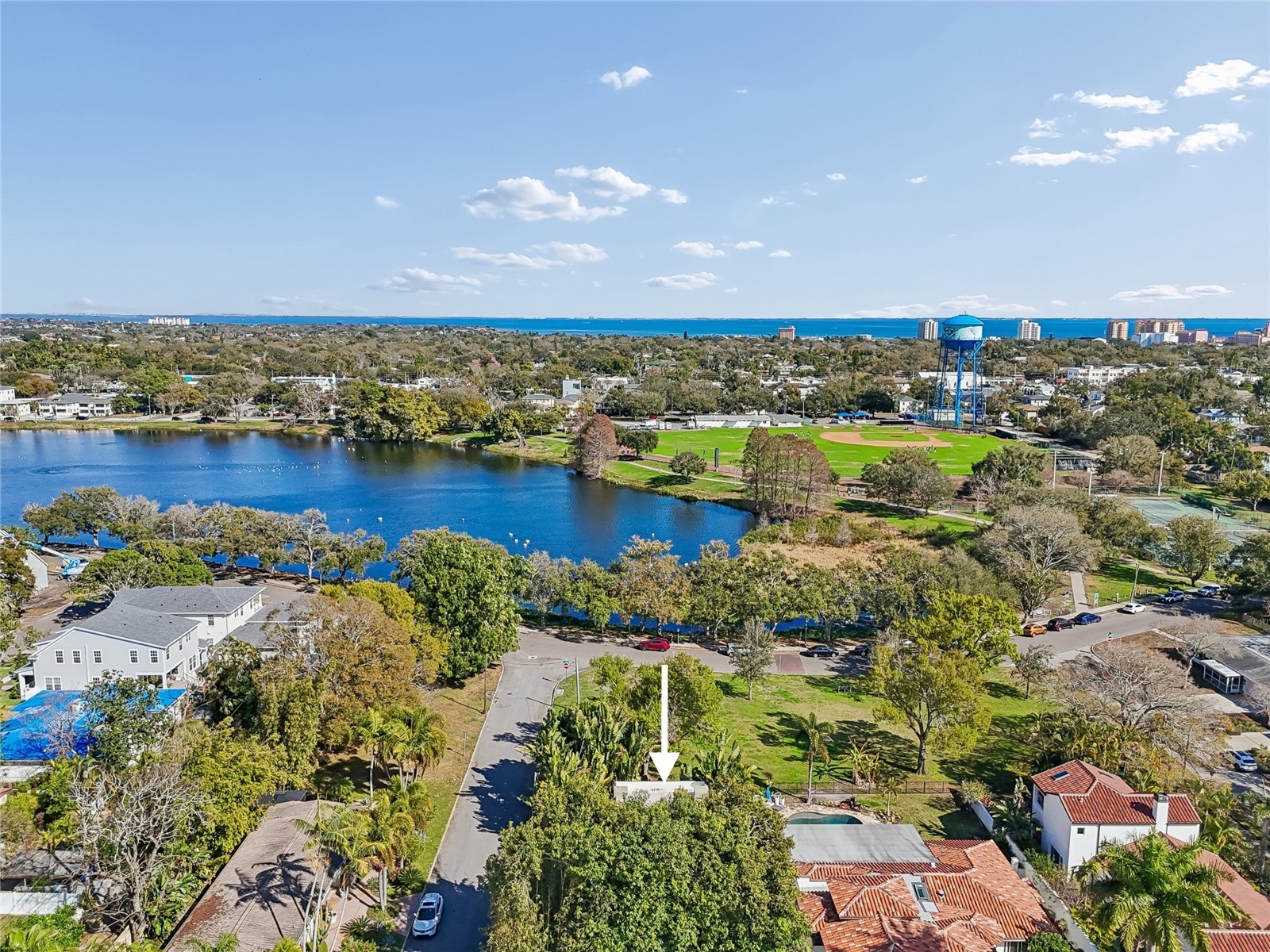 720 15th Avenue N Saint Petersburg FL 33704 TB8477683 image1