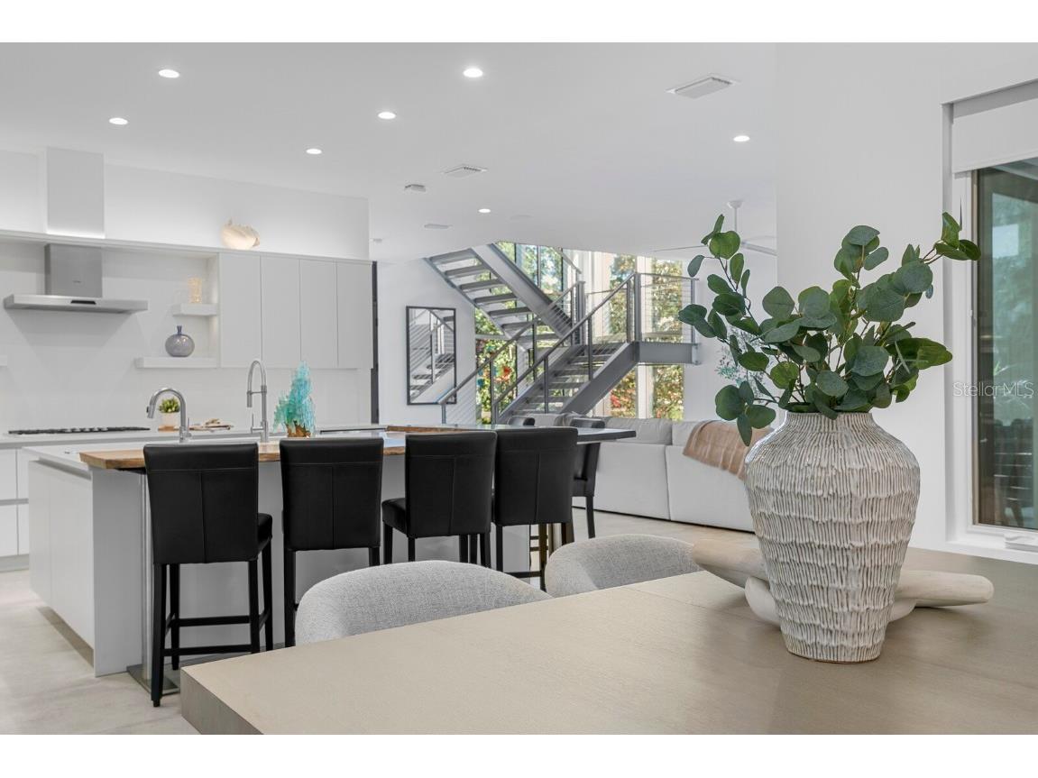 720 16th Avenue NE Saint Petersburg FL 33704 TB8434867 image16