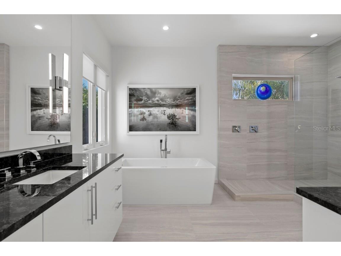 720 16th Avenue NE Saint Petersburg FL 33704 TB8434867 image25