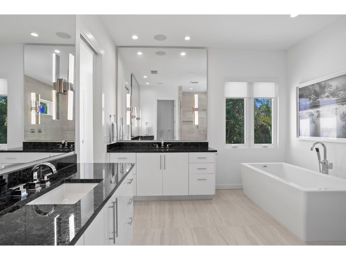 720 16th Avenue NE Saint Petersburg FL 33704 TB8434867 image27