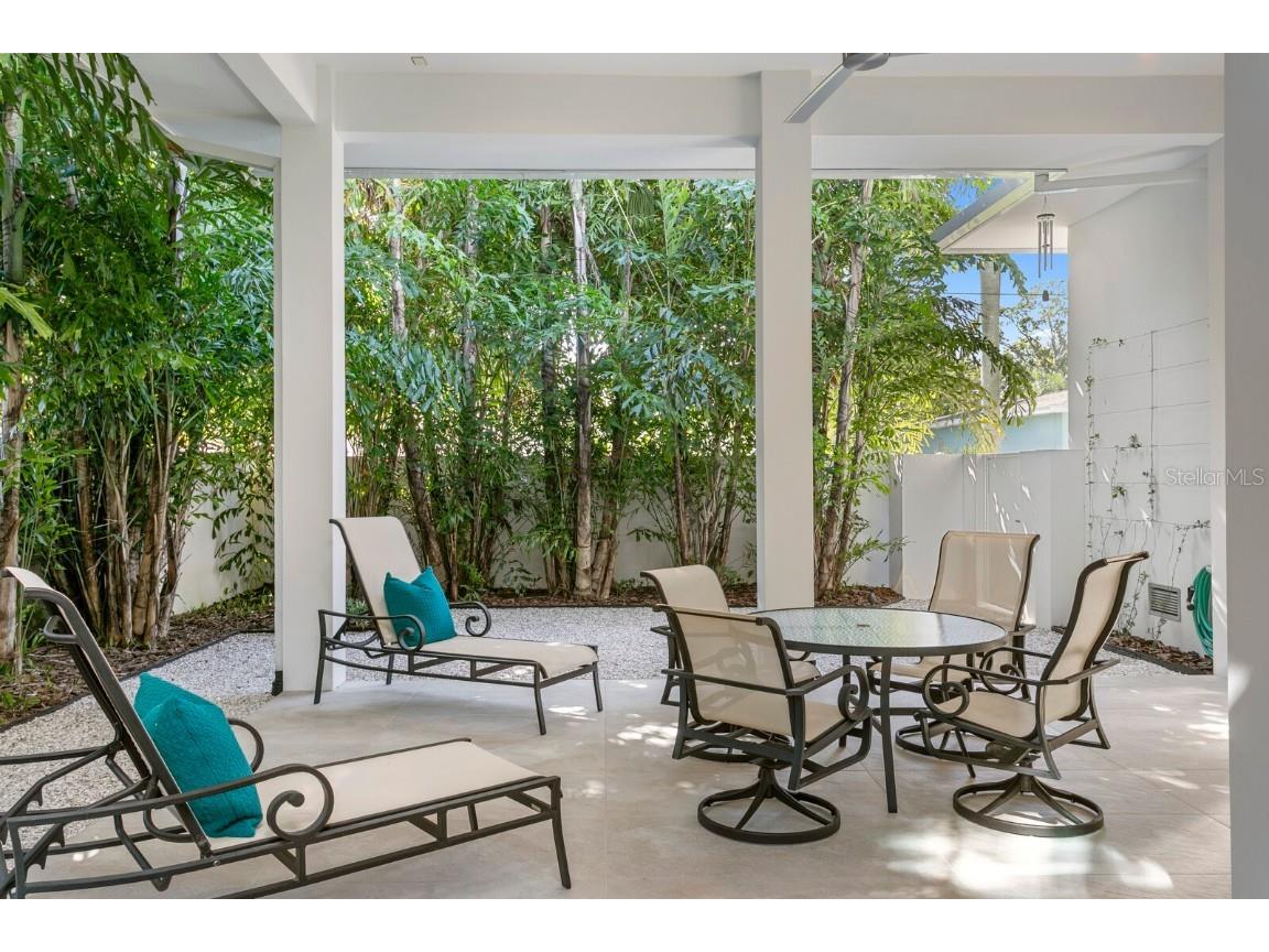 720 16th Avenue NE Saint Petersburg FL 33704 TB8434867 image4