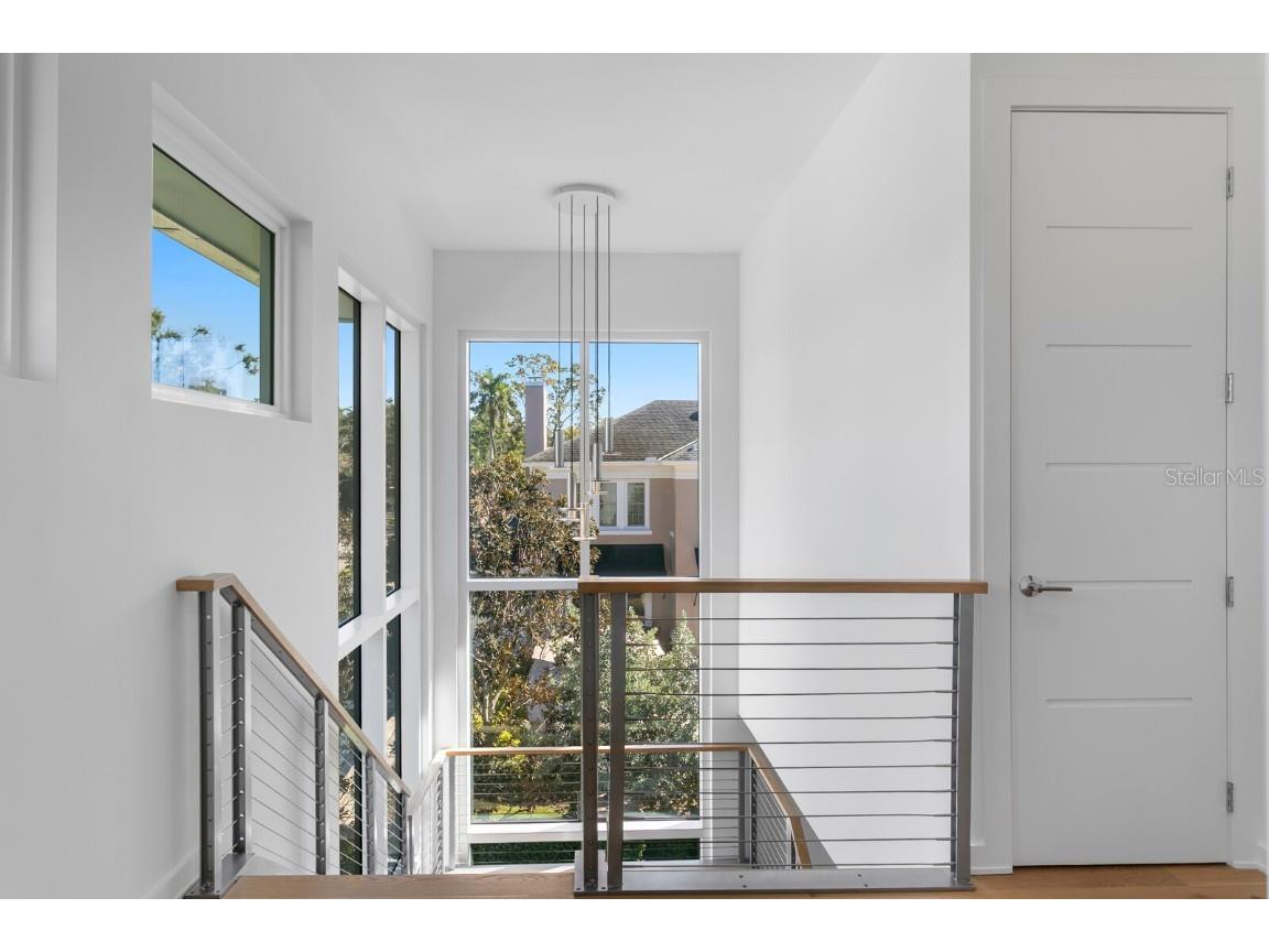 720 16th Avenue NE Saint Petersburg FL 33704 TB8434867 image41