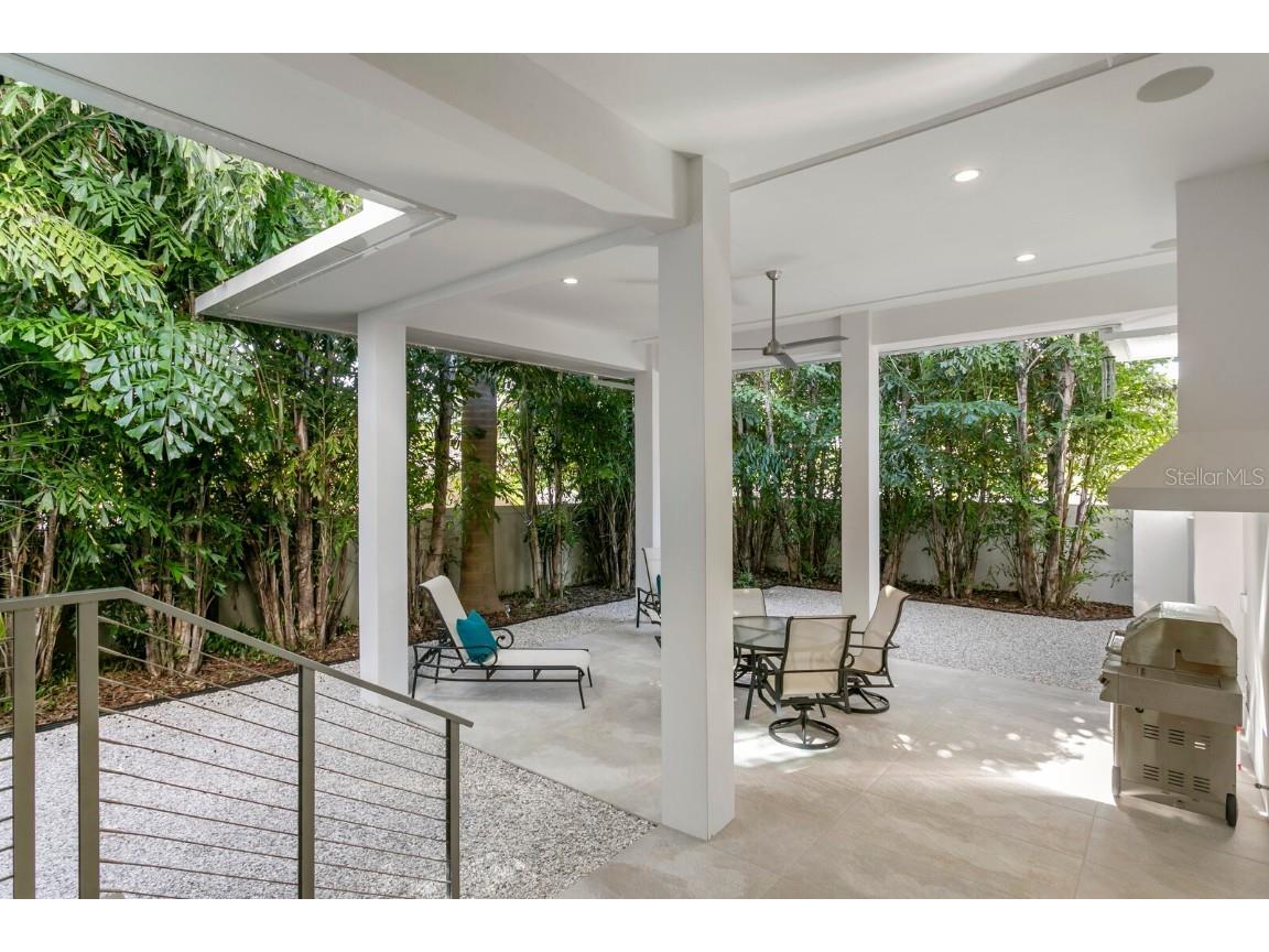 720 16th Avenue NE Saint Petersburg FL 33704 TB8434867 image46