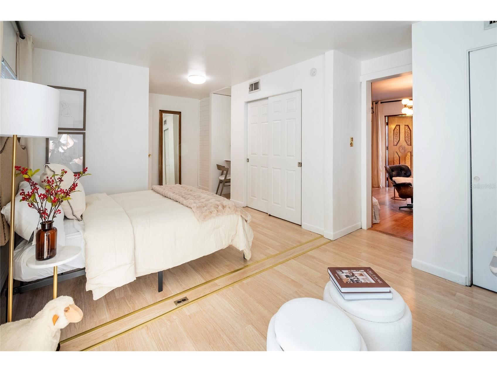720 - 724 7th Street N Saint Petersburg FL 33701 TB8517137 image13