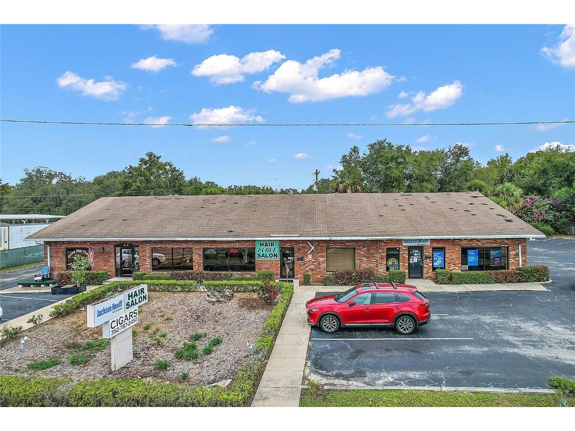 720 730 740 W Us Hwy 441 / Burleigh Boulevard Tavares FL 32778 G5075895 image1