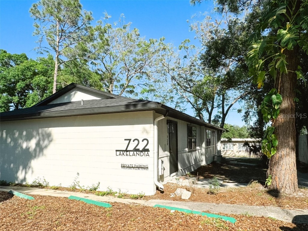 720 Angelina Lane Lakeland FL 33801 L4943713 image1