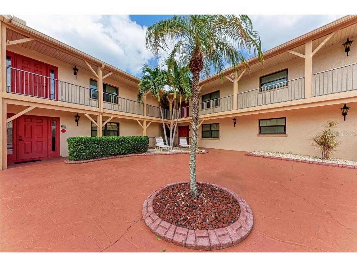 720 Apalachicola Road #104 Venice FL 34285 A4666963 image1