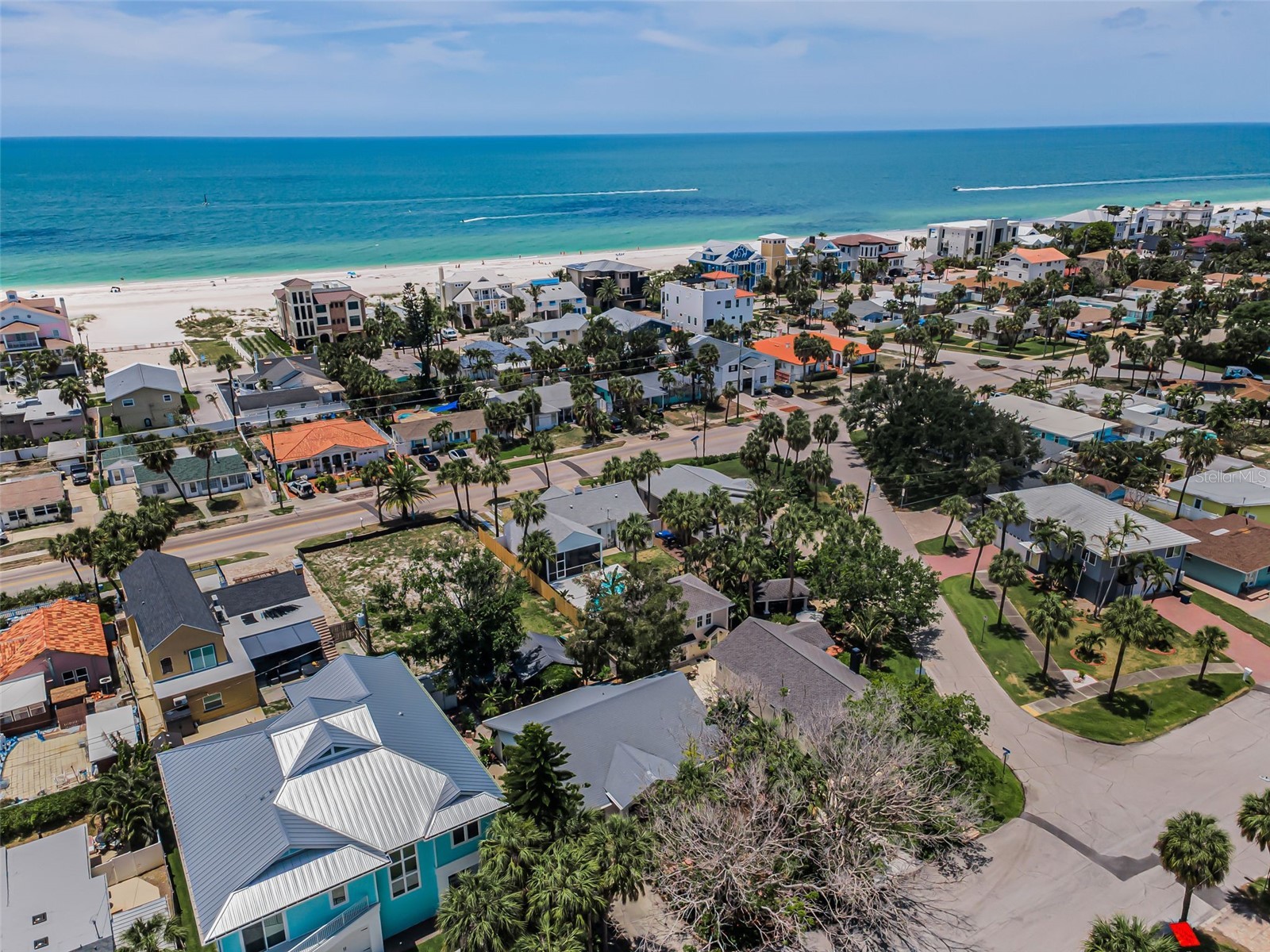720 Bruce Avenue Clearwater Beach FL 33767 TB8512433 image1
