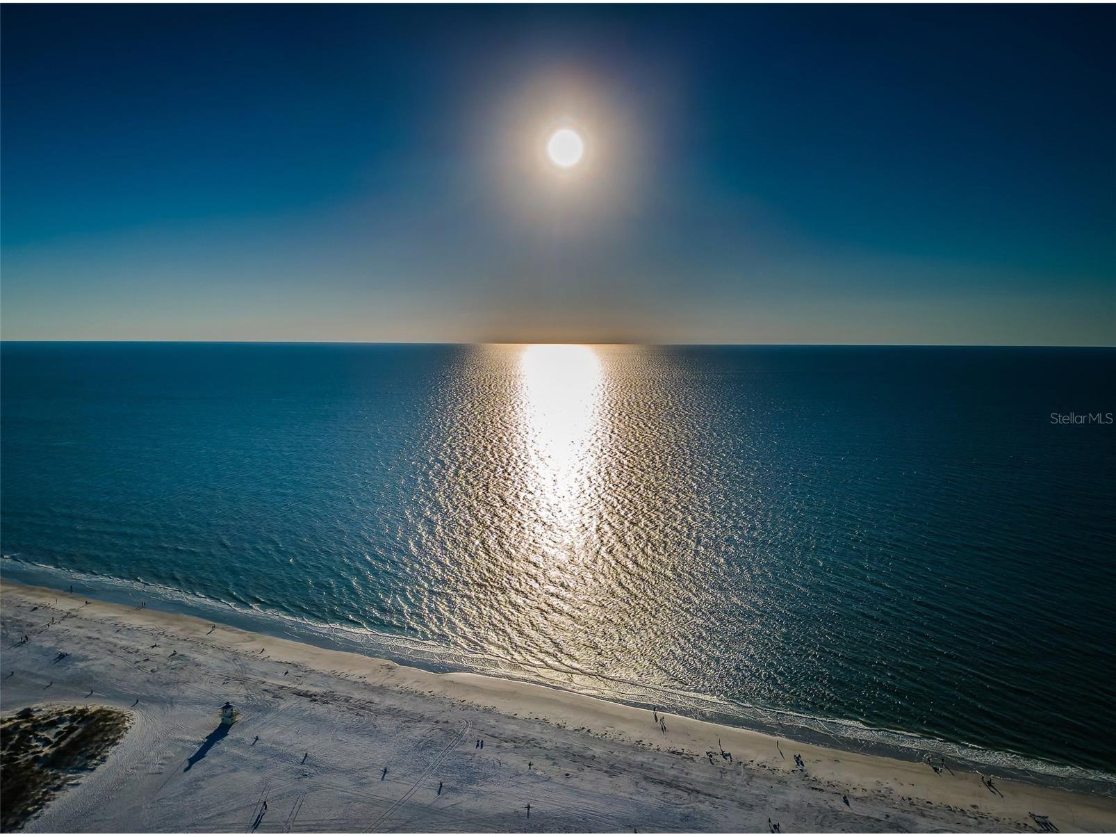 720 Bruce Avenue Clearwater Beach FL 33767 TB8512433 image100