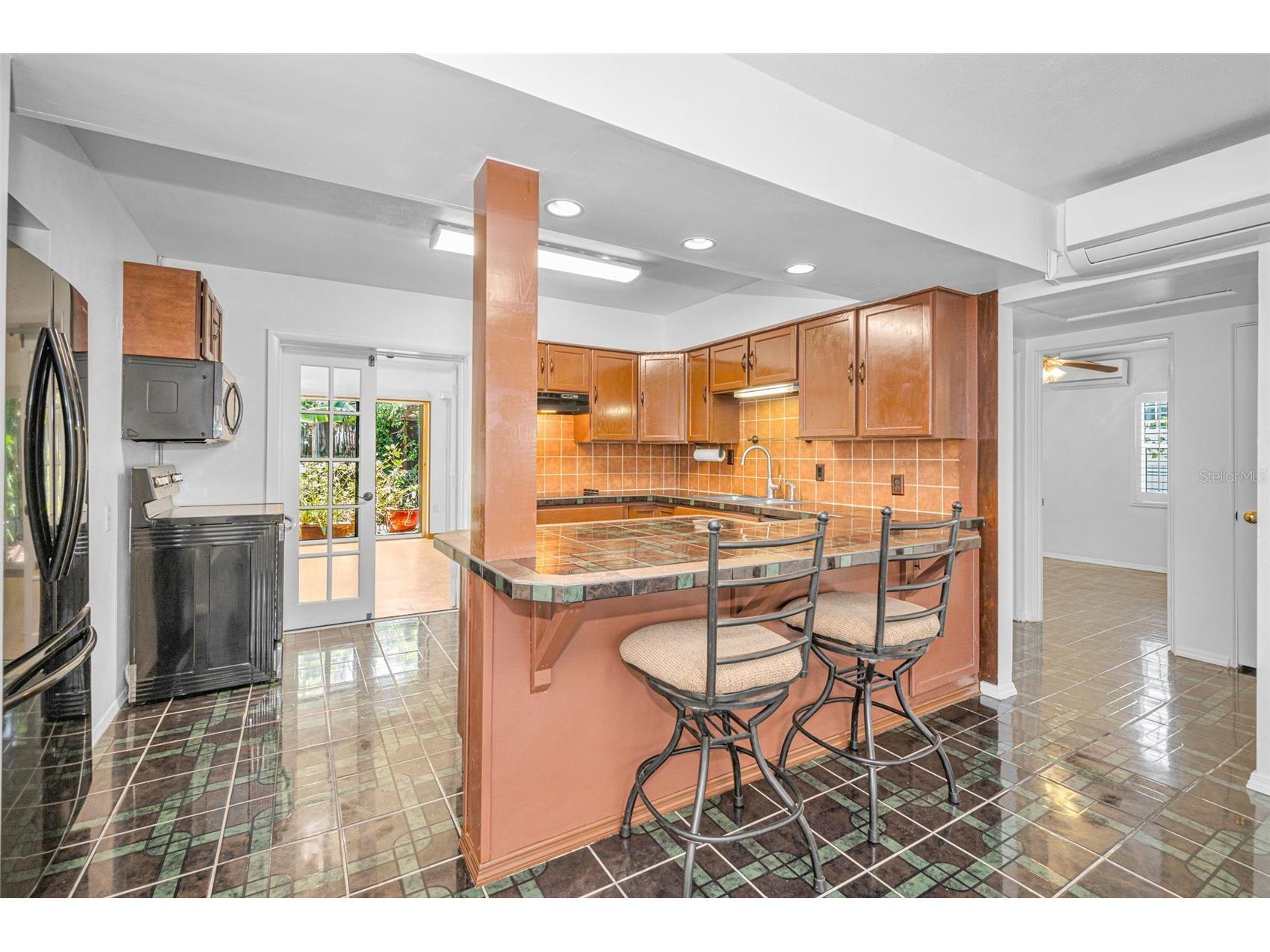 720 Bruce Avenue Clearwater Beach FL 33767 TB8512433 image13