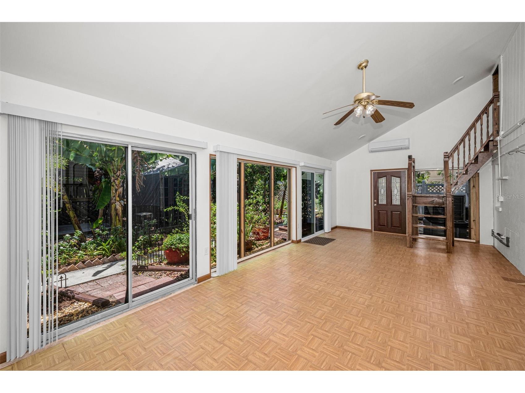 720 Bruce Avenue Clearwater Beach FL 33767 TB8512433 image18