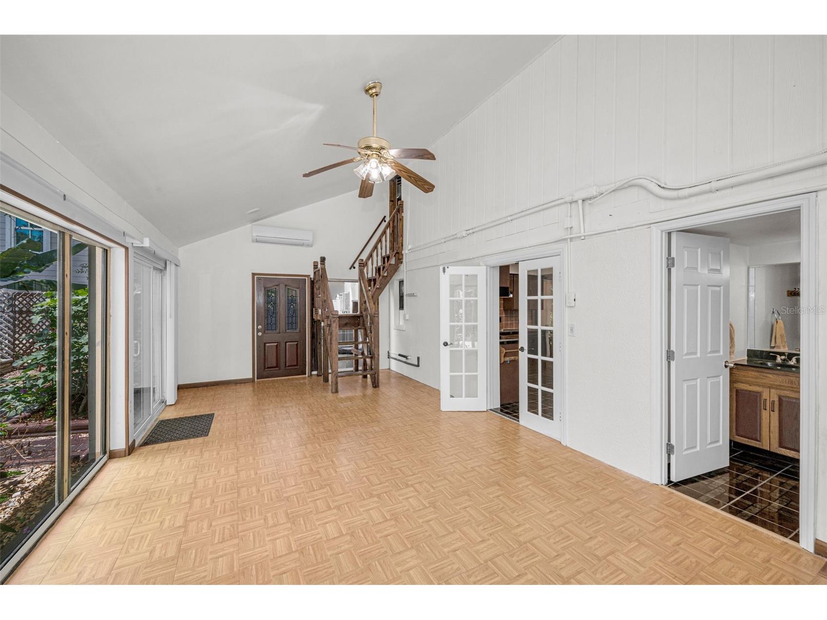 720 Bruce Avenue Clearwater Beach FL 33767 TB8512433 image19