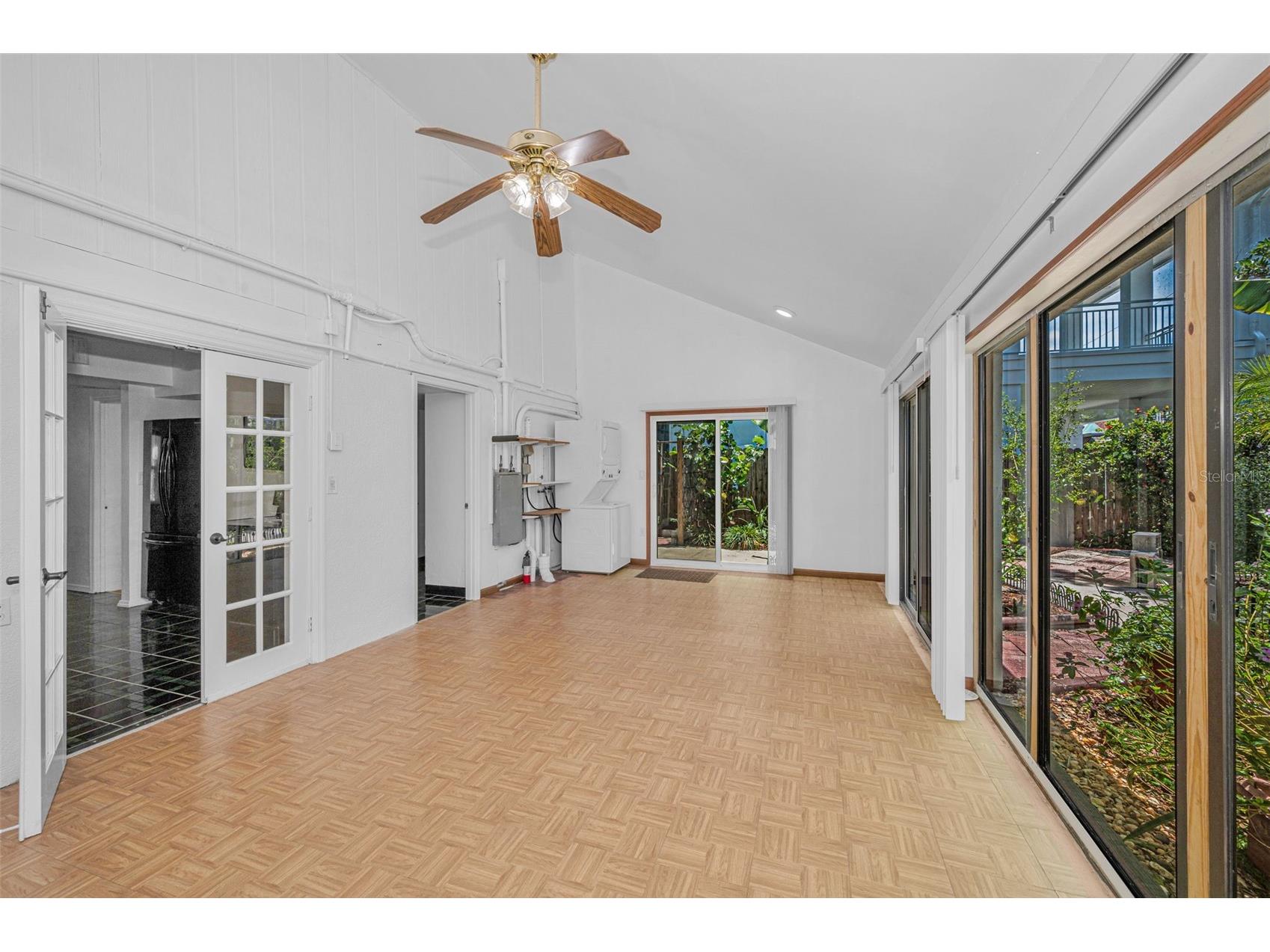 720 Bruce Avenue Clearwater Beach FL 33767 TB8512433 image20