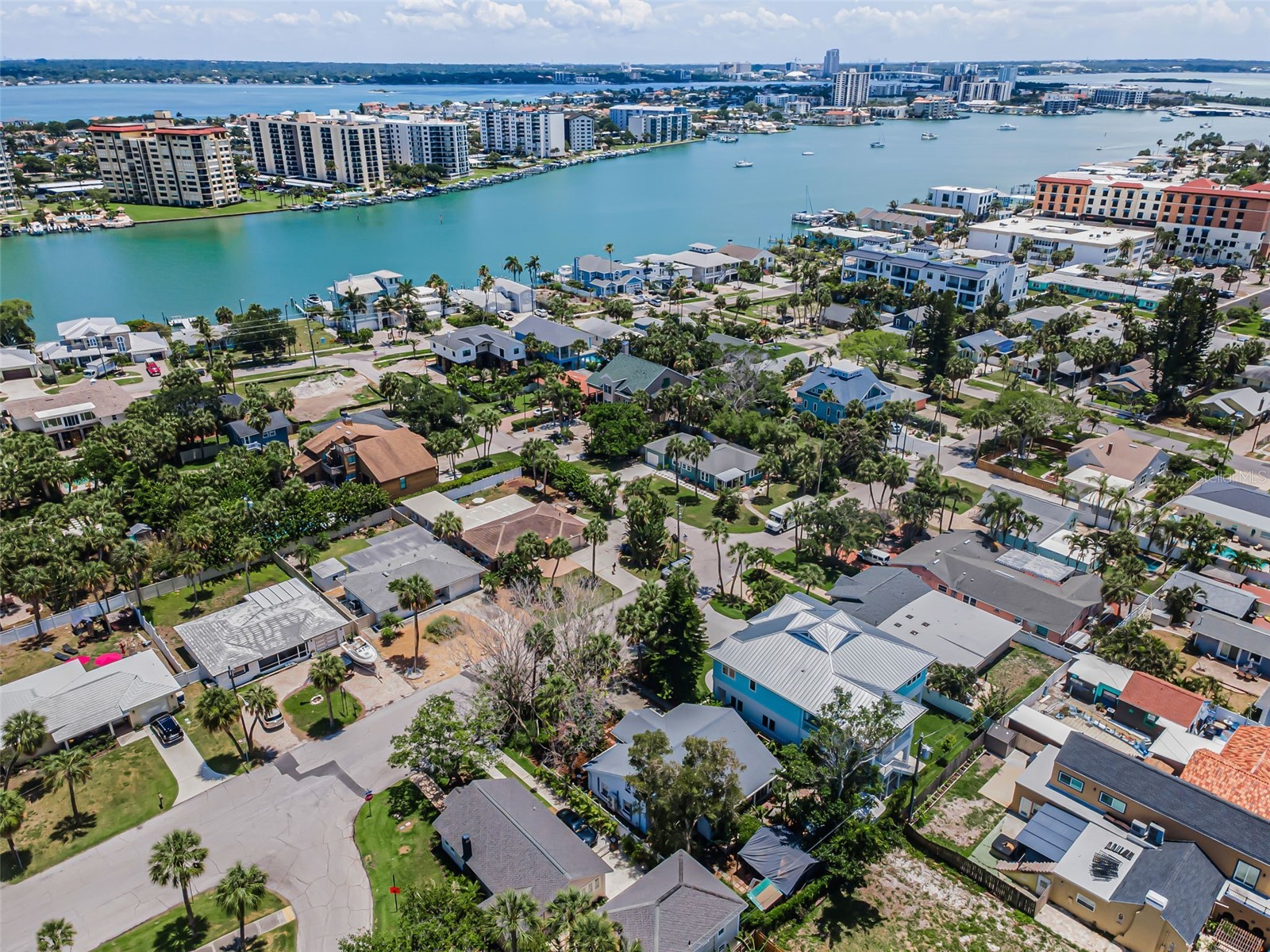 720 Bruce Avenue Clearwater Beach FL 33767 TB8512433 image3