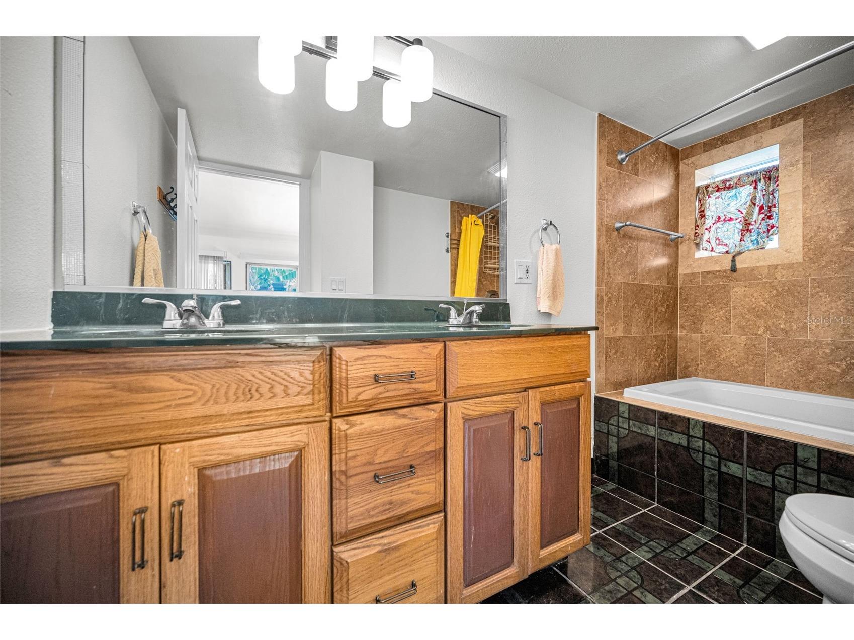 720 Bruce Avenue Clearwater Beach FL 33767 TB8512433 image35