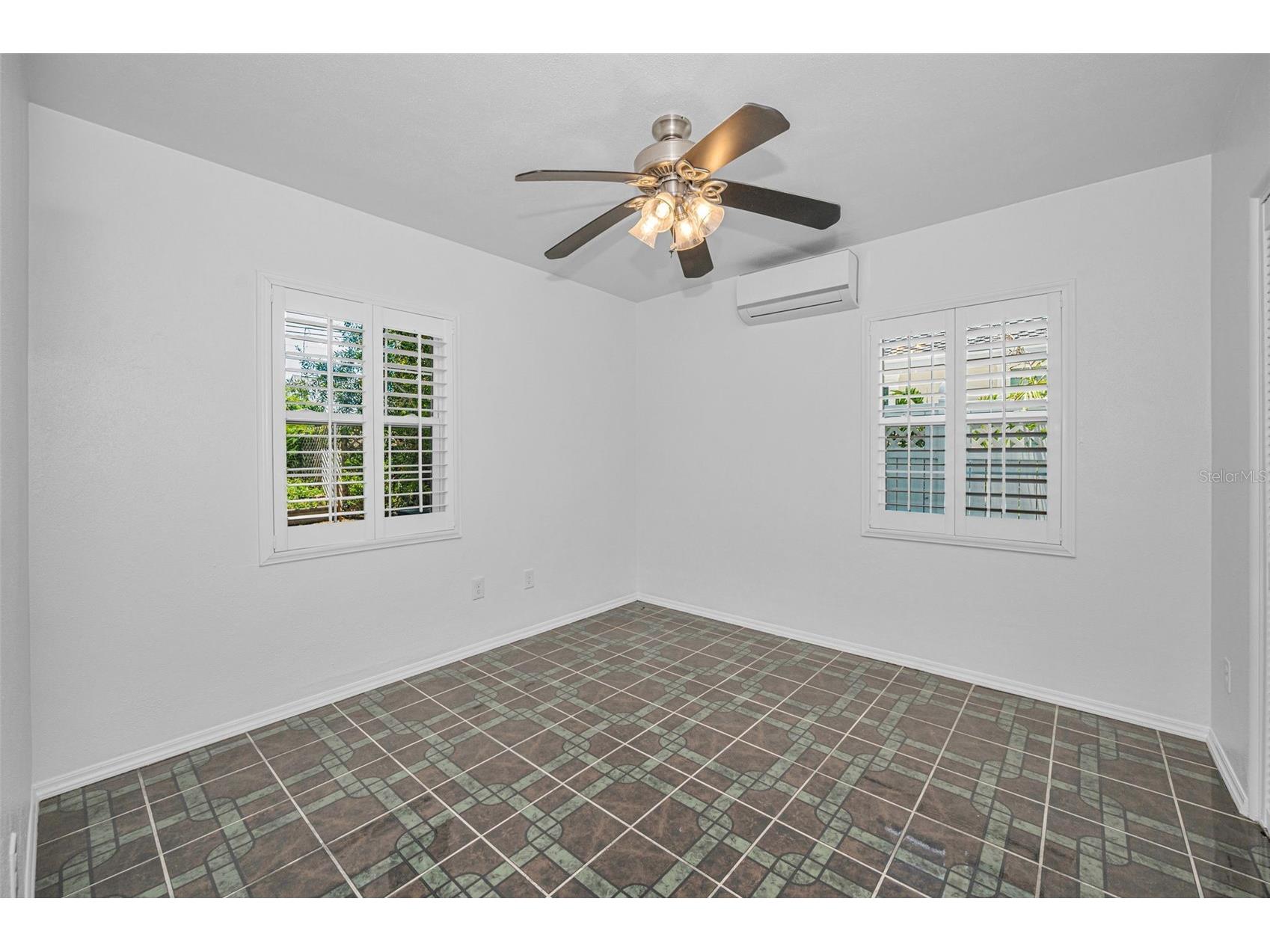 720 Bruce Avenue Clearwater Beach FL 33767 TB8512433 image36