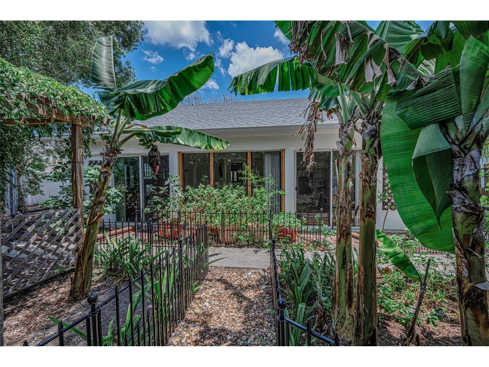 720 Bruce Avenue Clearwater Beach FL 33767 TB8512433 image39