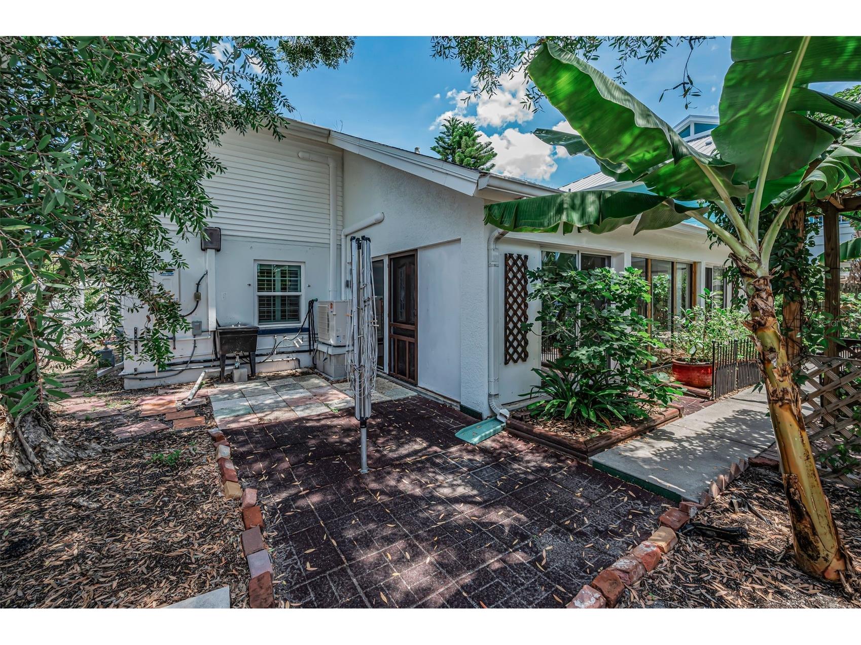 720 Bruce Avenue Clearwater Beach FL 33767 TB8512433 image46