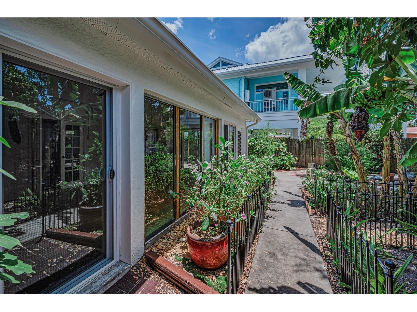 720 Bruce Avenue Clearwater Beach FL 33767 TB8512433 image47