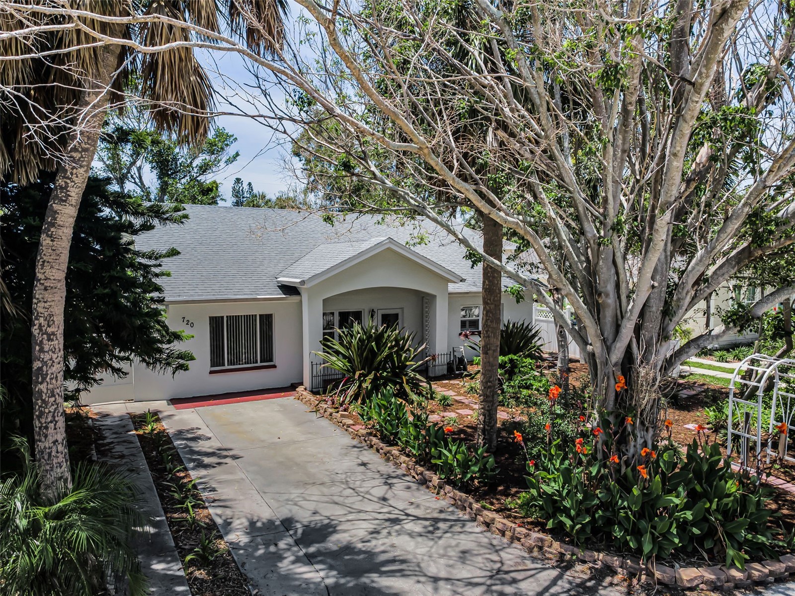 720 Bruce Avenue Clearwater Beach FL 33767 TB8512433 image5