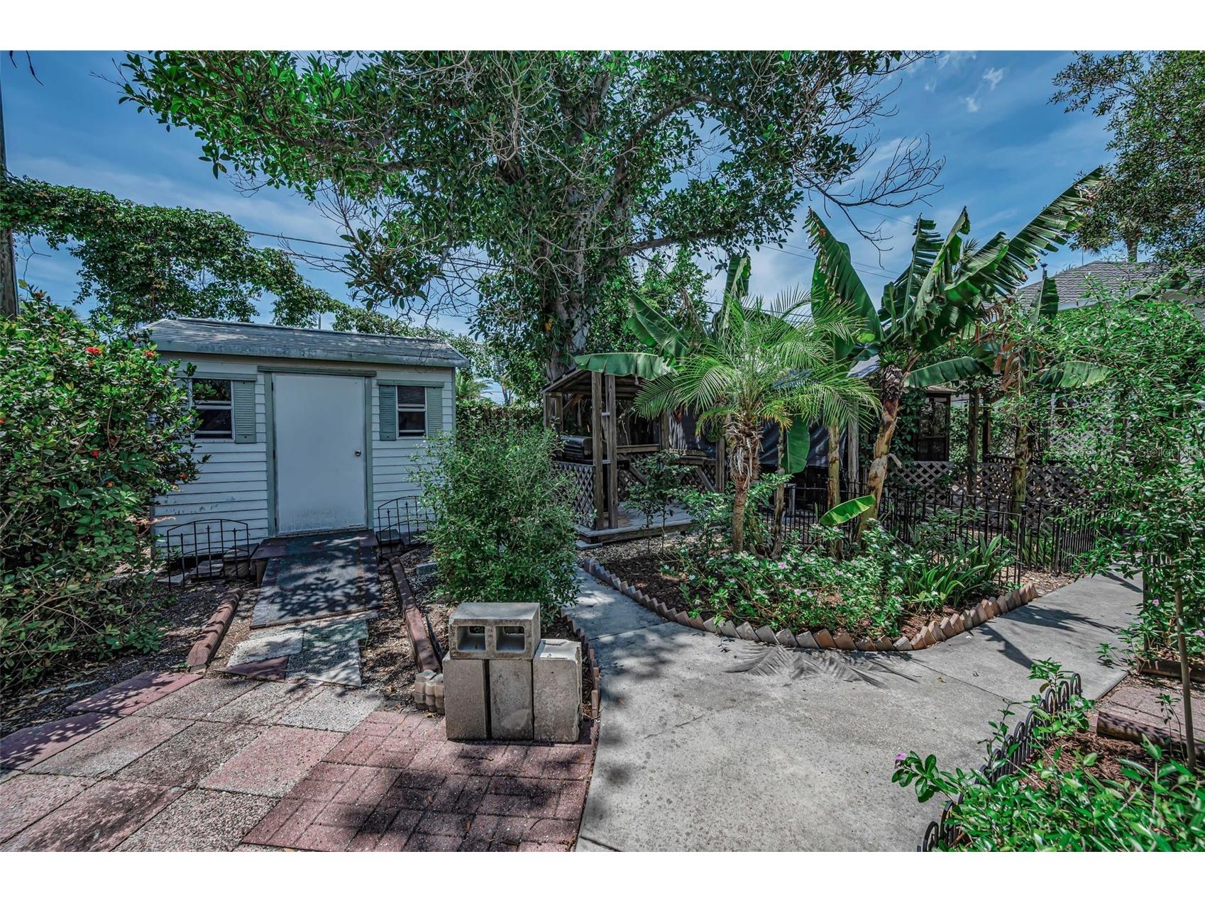 720 Bruce Avenue Clearwater Beach FL 33767 TB8512433 image50