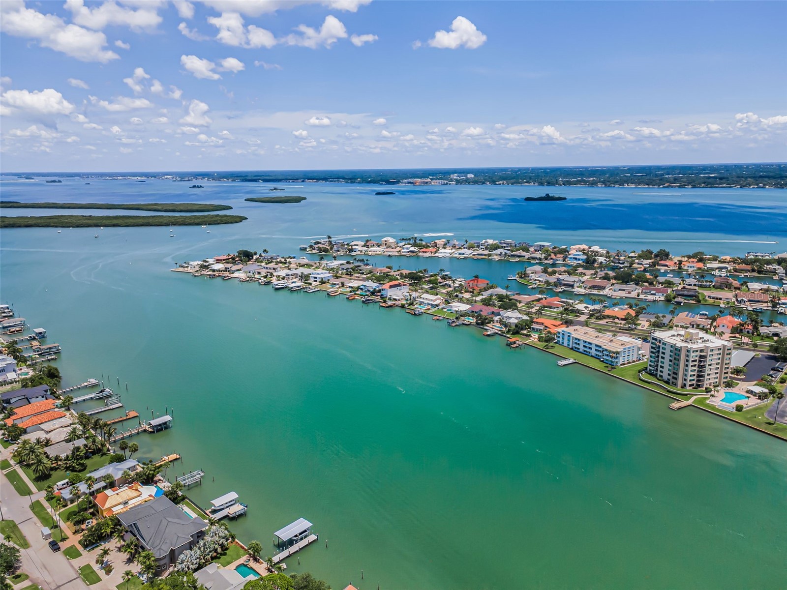 720 Bruce Avenue Clearwater Beach FL 33767 TB8512433 image77