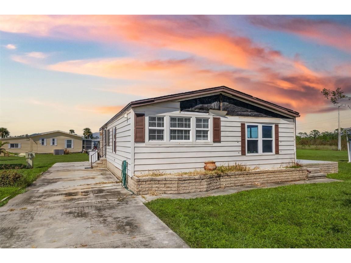 720 Butterfield Circle Englewood FL 34223 A4626206 image1