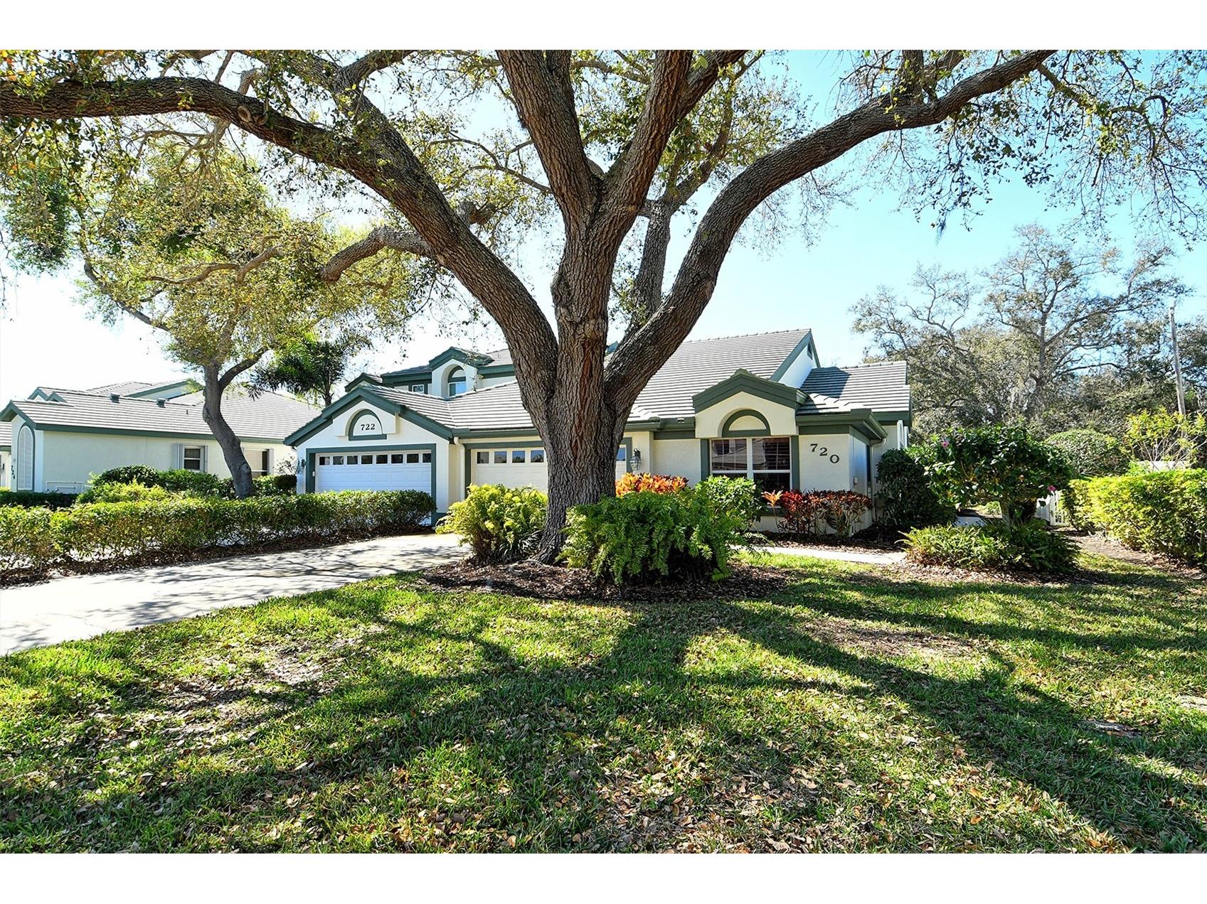 720 Connemara Court Venice FL 34292 A4683889 image1
