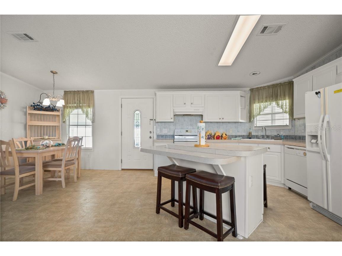 720 Dania Court Punta Gorda FL 33950 C7494609 image12