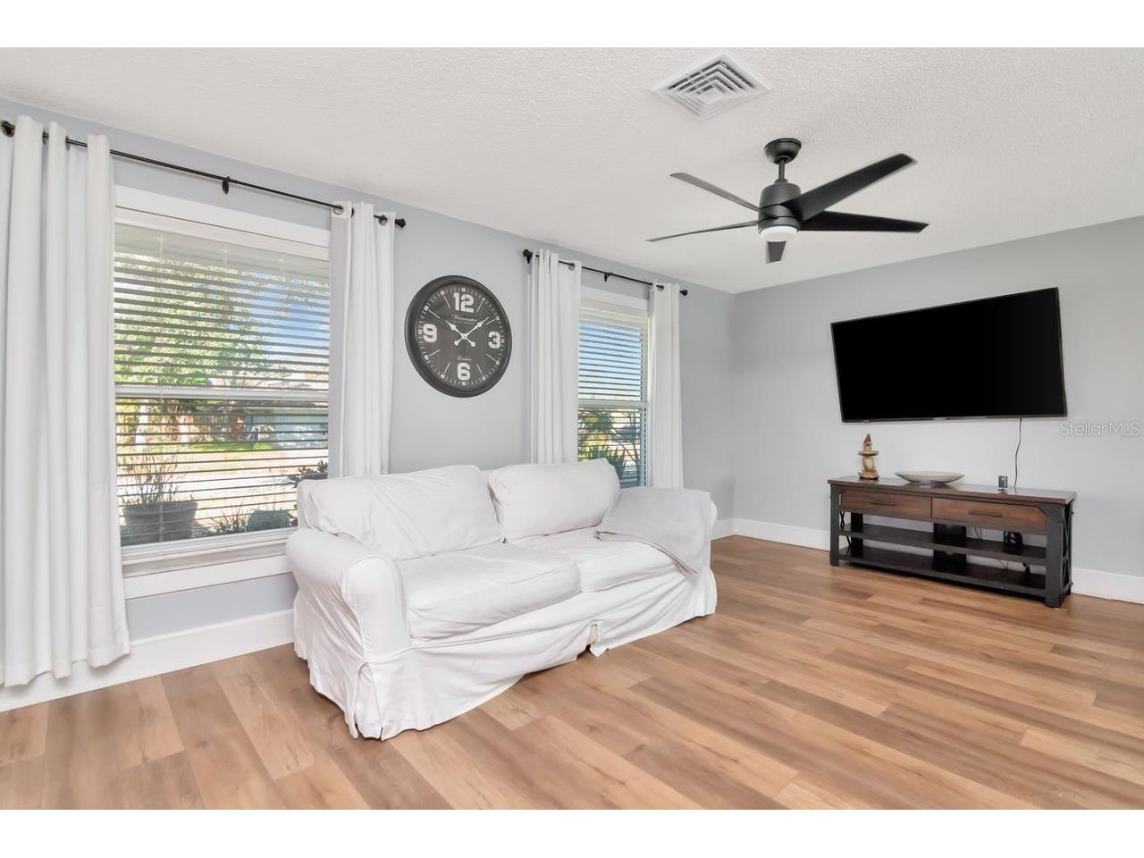 720 Hickory Lane Palm Harbor FL 34683 TB8479261 image9