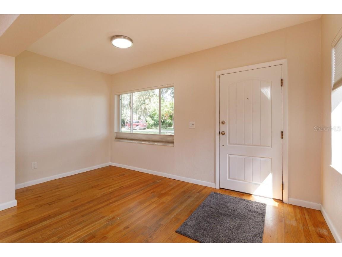 720 Langston Orlando FL 32804 O6370315 image2