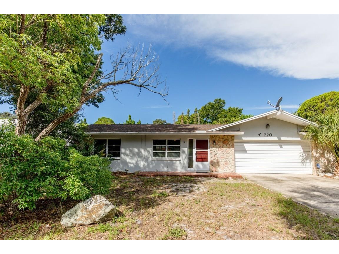 720 Lentz Road Belleair Bluffs FL 33770 U8213438 image1