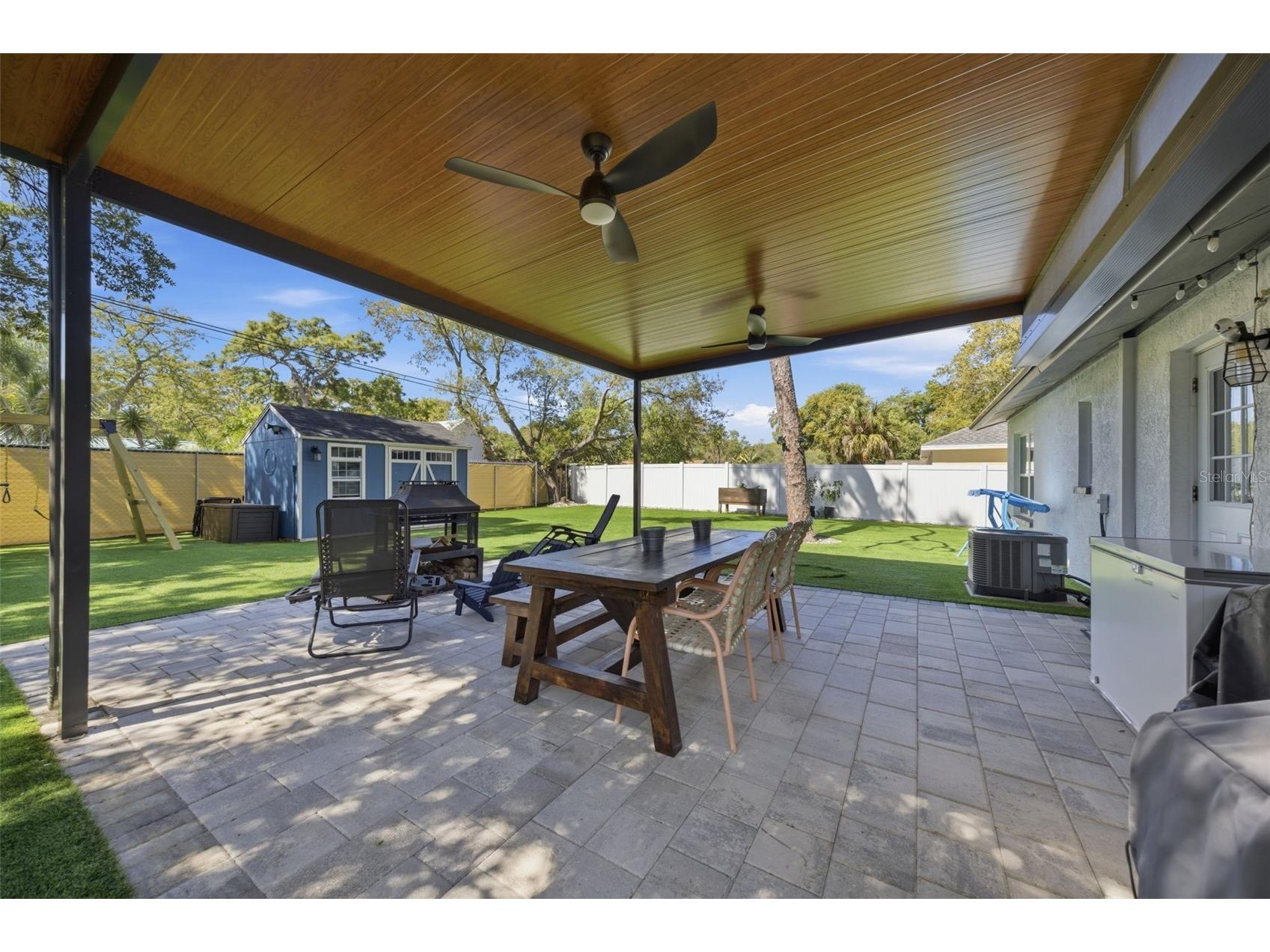 720 Locust Street Tarpon Springs FL 34689 TB8495829 image2
