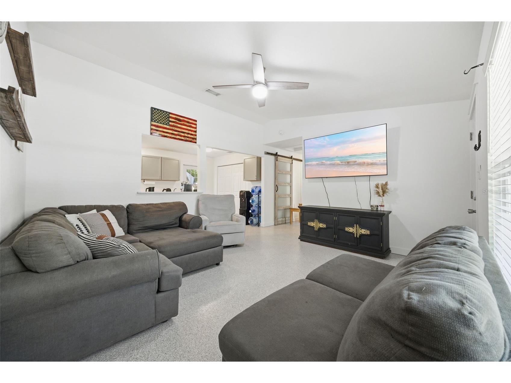 720 Locust Street Tarpon Springs FL 34689 TB8495829 image7