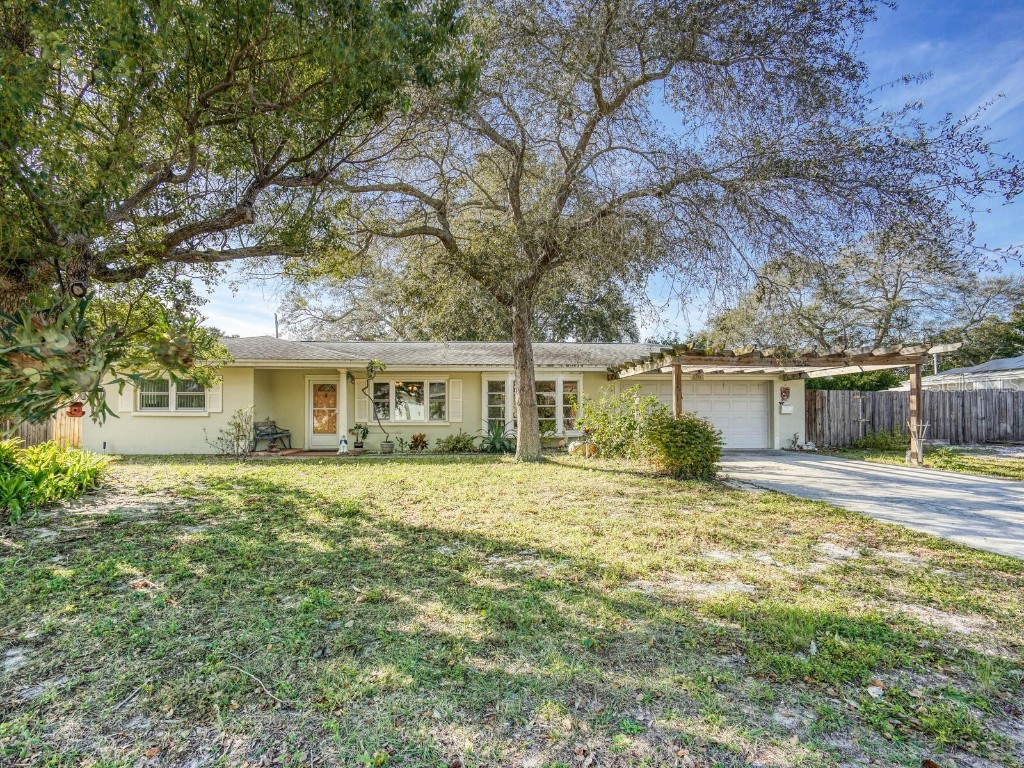 720 Manor Drive W Dunedin FL 34698 U8227061 image1