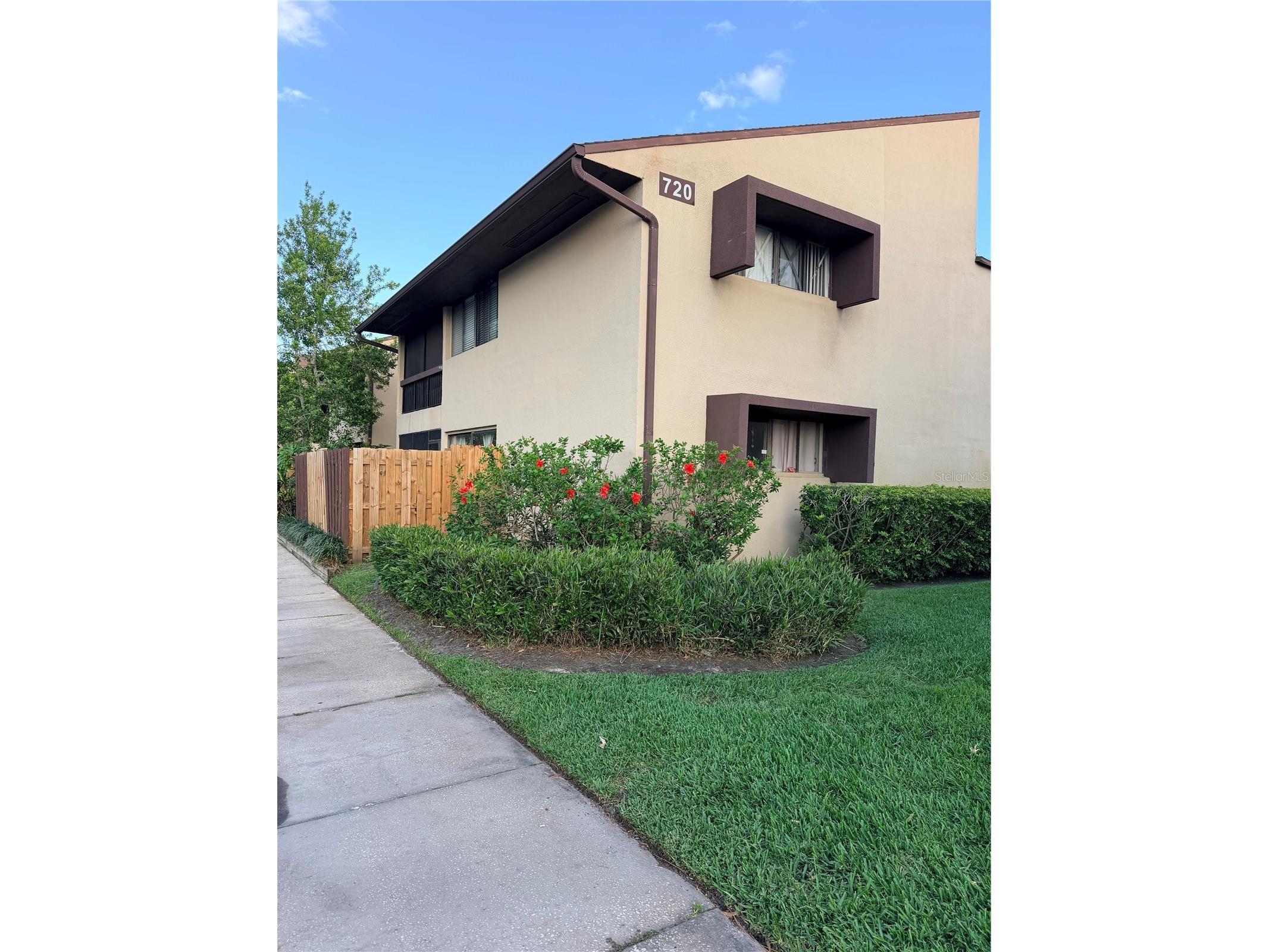 720 N Village Drive N #103 Saint Petersburg FL 33716 TB8494448 image1
