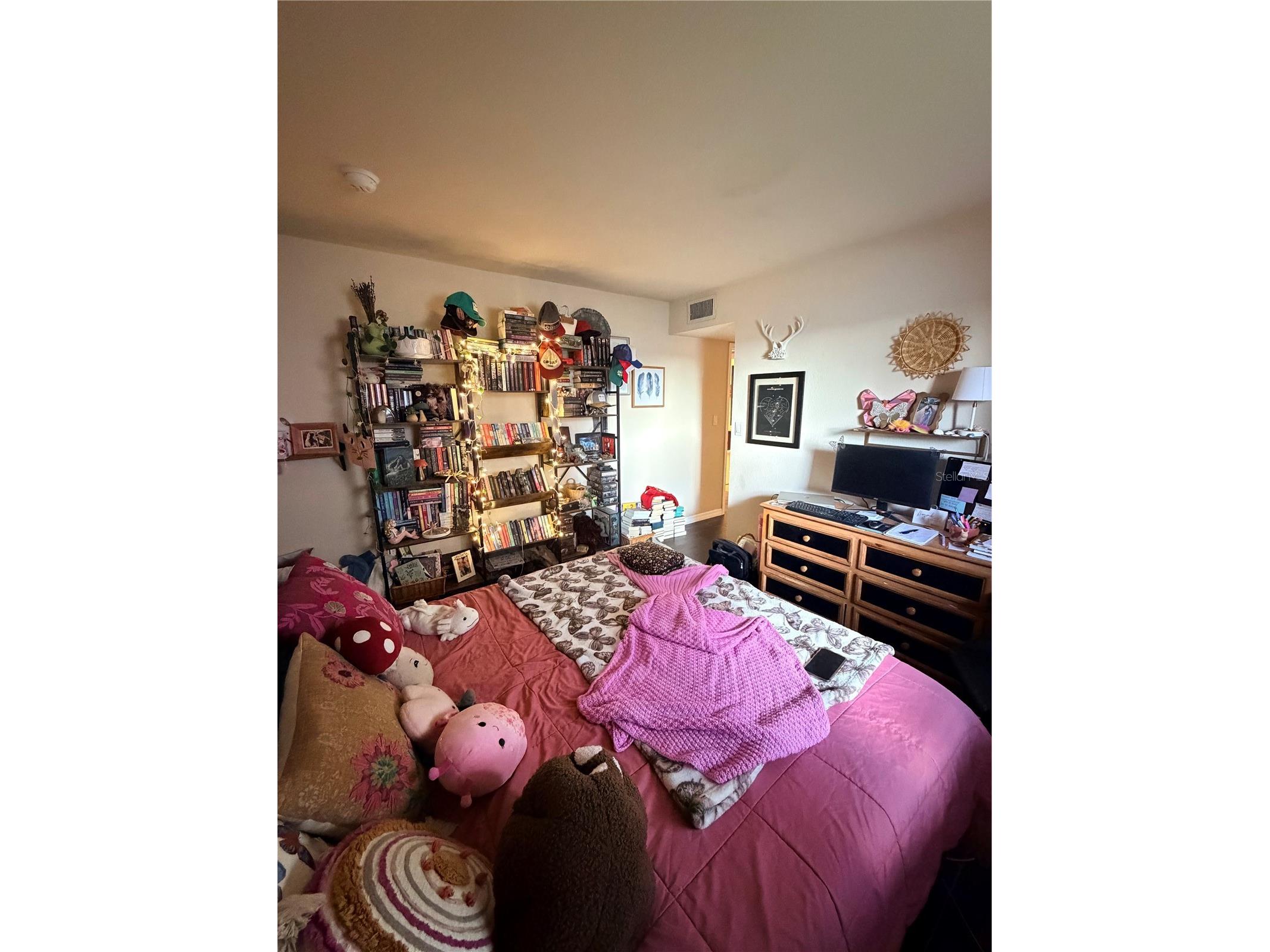 720 N Village Drive N #103 Saint Petersburg FL 33716 TB8494448 image21