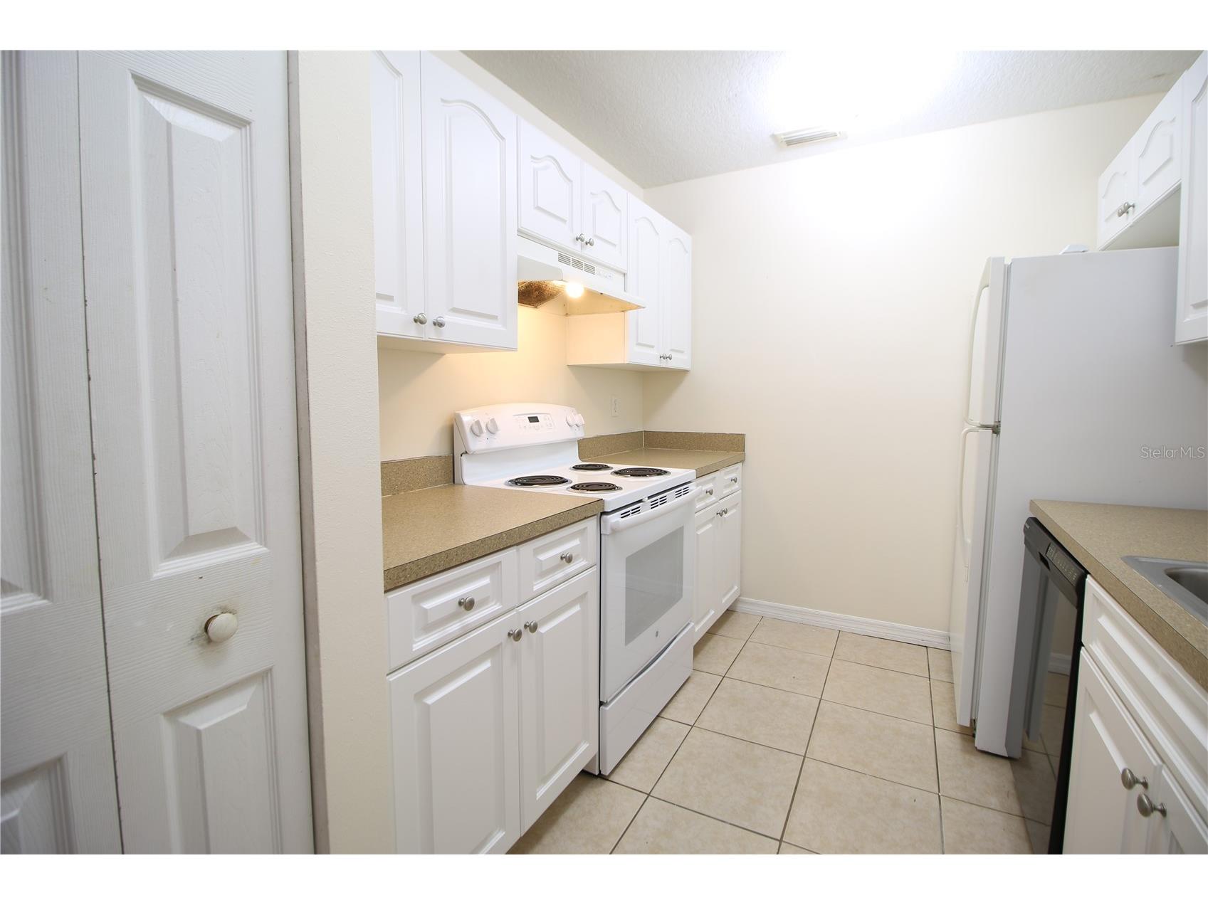 720 Newton Avenue S Saint Petersburg FL 33701 TB8487639 image4