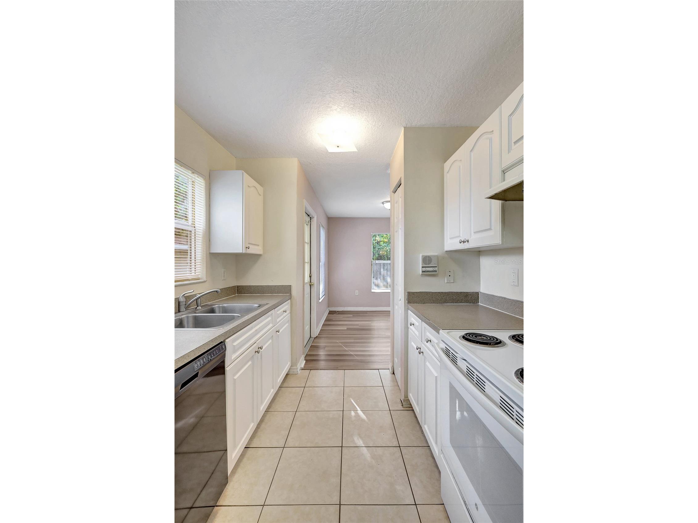 720 Newton Avenue S Saint Petersburg FL 33701 TB8487639 image6