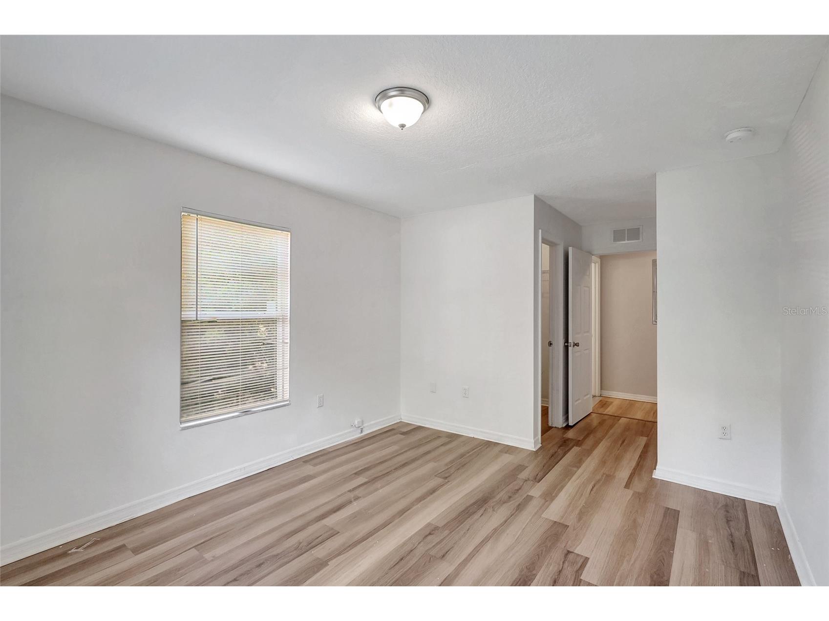 720 Newton Avenue S Saint Petersburg FL 33701 TB8487639 image9