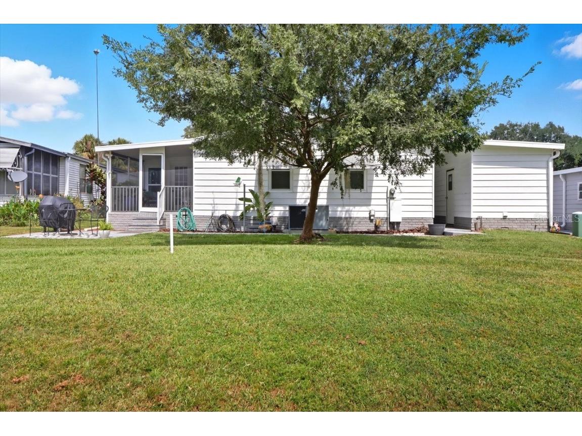 720 Orchid Street Lady Lake FL 32159 OM711608 image40