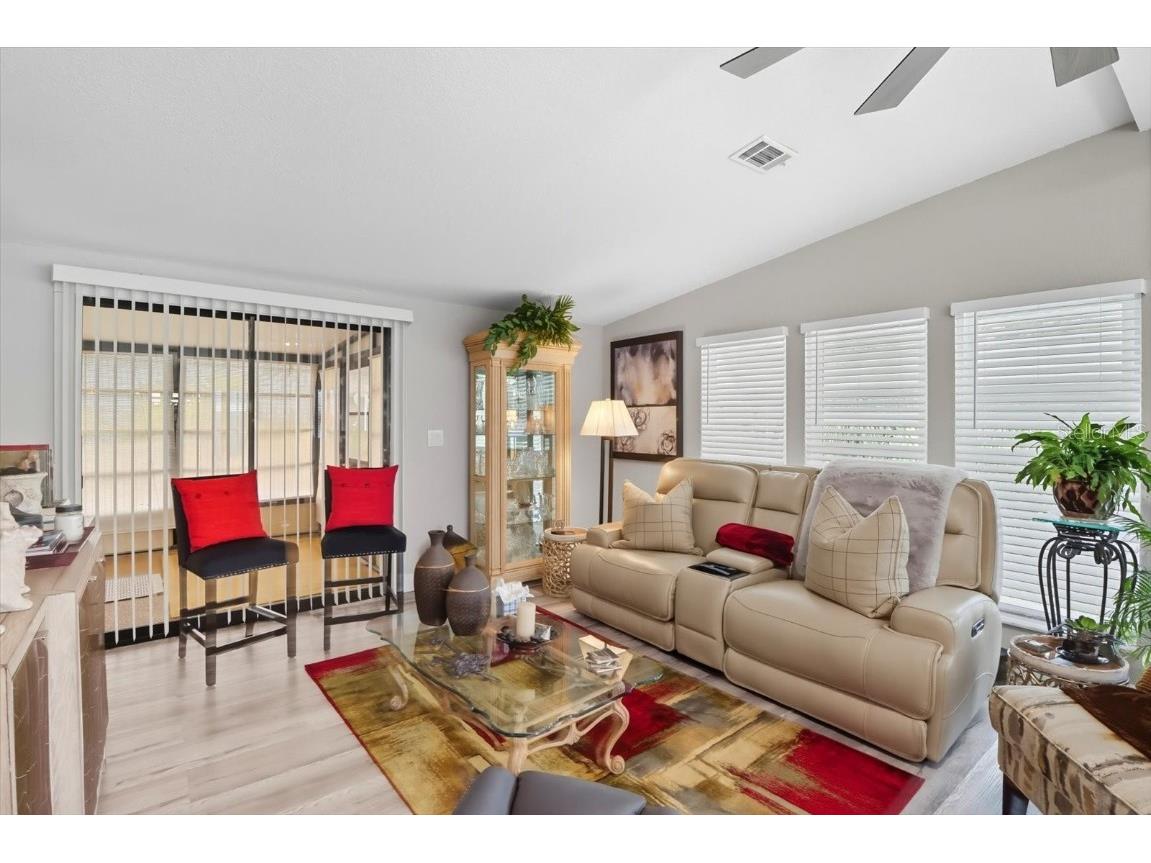 720 Orchid Street Lady Lake FL 32159 OM711608 image9