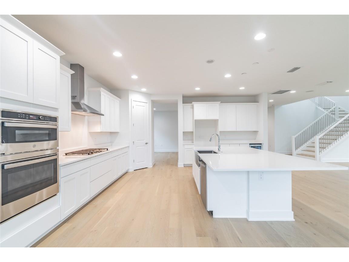 720 W Peninsular Street Tampa FL 33603 TB8378381 image4